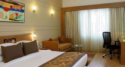 Lemon Tree Hotel, Electronics City - Bengaluru