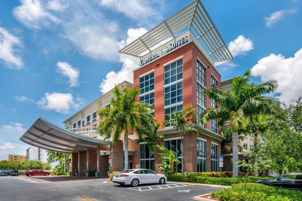 Cambria Hotel Ft Lauderdale, Airport South & Cruise Port