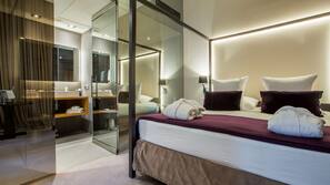 Premium bedding, minibar, in-room safe, desk