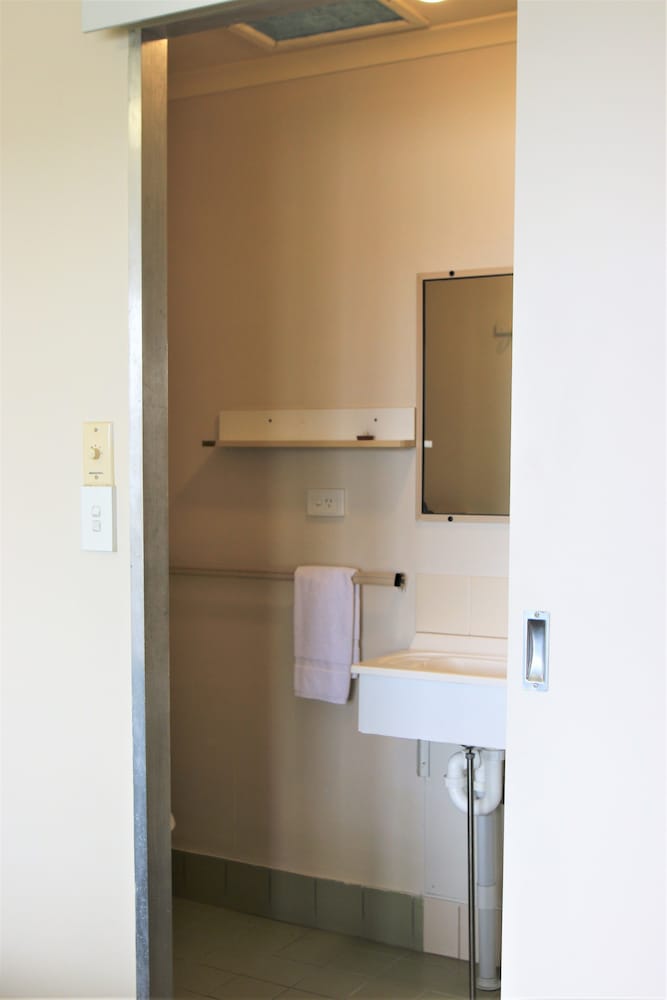 Maroochy Waterfront Motel Camp & Conference