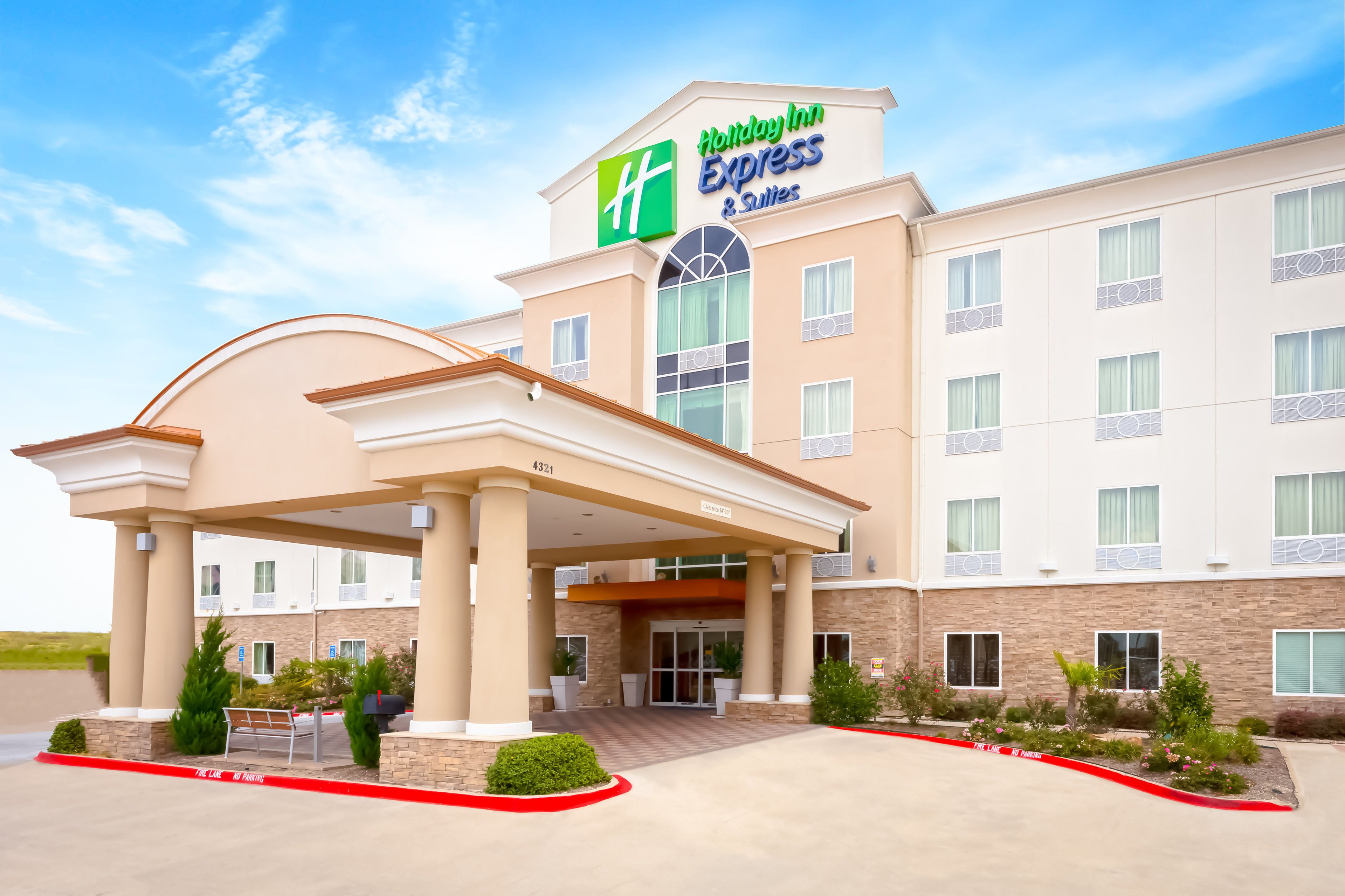 Holiday Inn Express Hotel & Suites Dallas West in Dallas, United States