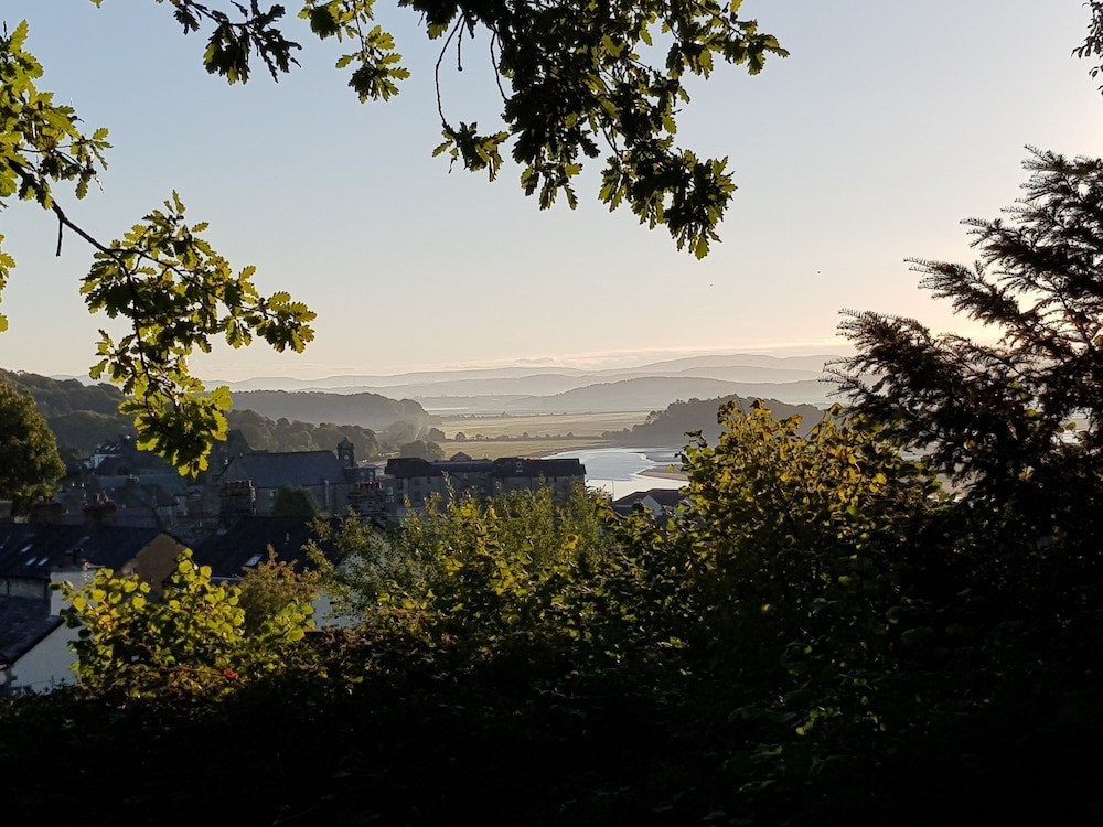 Grange Boutique Hotel