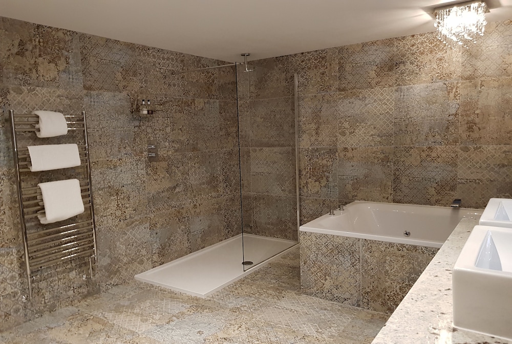 Grange Boutique Hotel