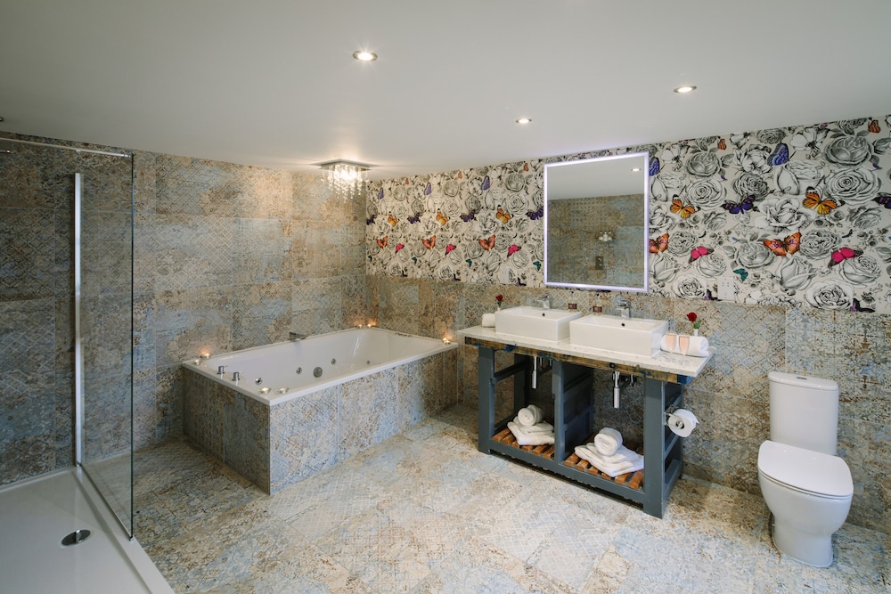 Grange Boutique Hotel