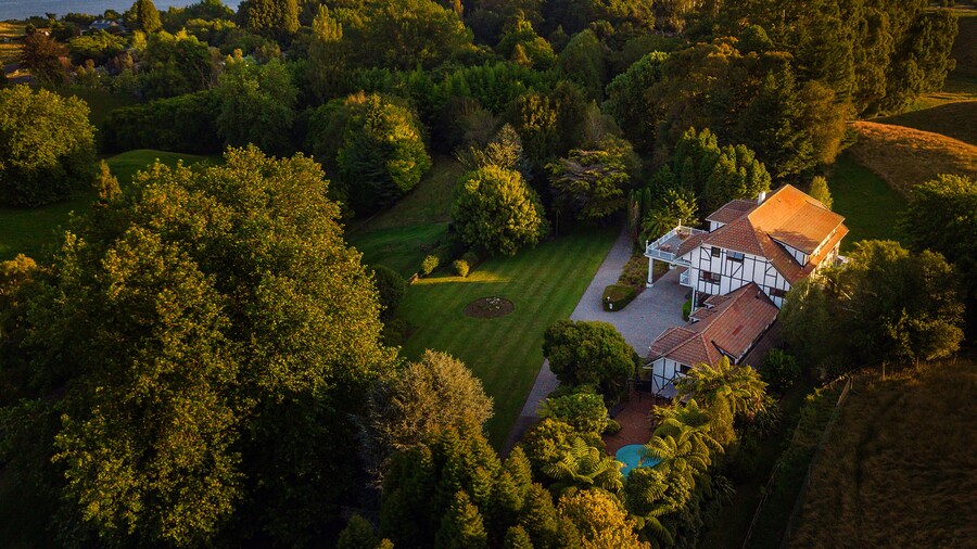 Hamurana Lodge