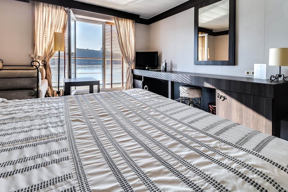 Photo - Bakkara Hotel