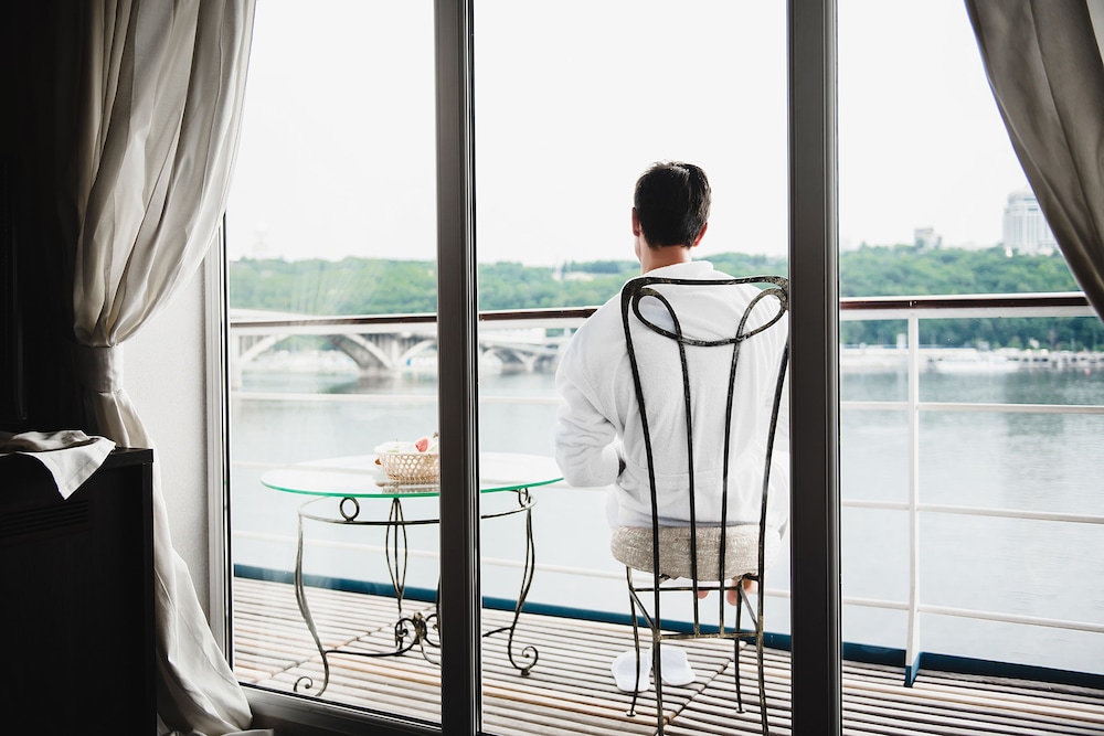 Photo - Bakkara Hotel