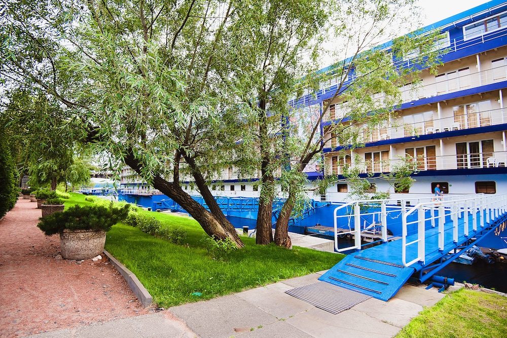 Photo - Bakkara Hotel