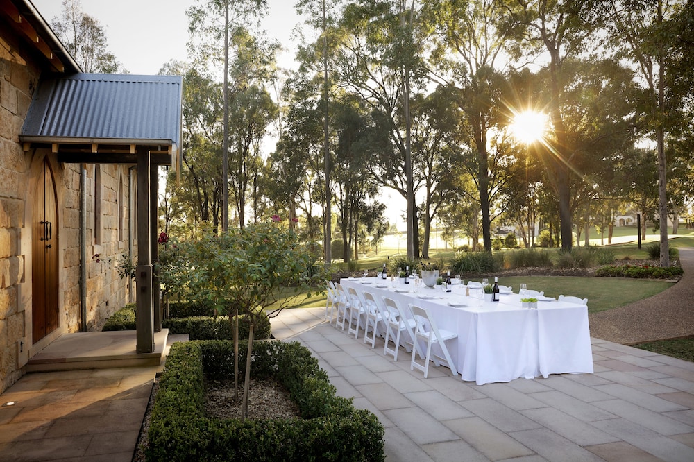 Outdoor banquet area, Chateau Elan At The Vintage