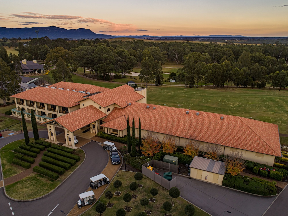 Aerial view, Chateau Elan At The Vintage