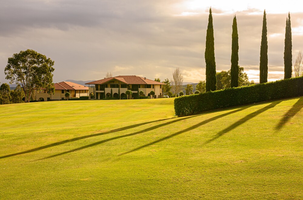 Garden view, Chateau Elan At The Vintage