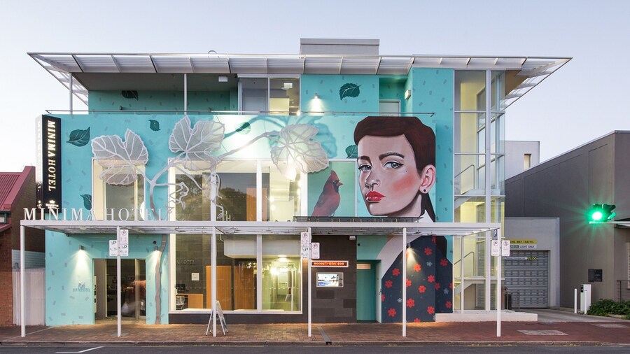 Majestic Minima Hotel