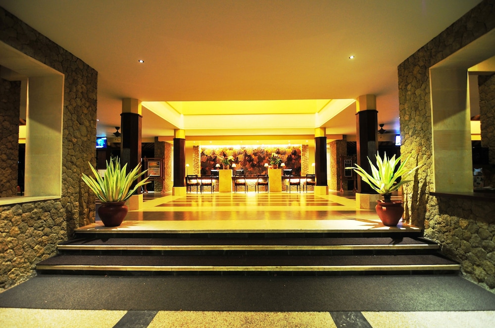 Senggigi Beach Hotel Senggigi Beach Hotel