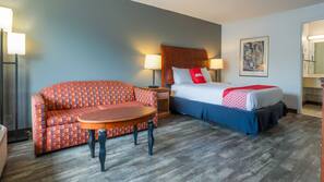 Iron/ironing board, free WiFi, linens, alarm clocks