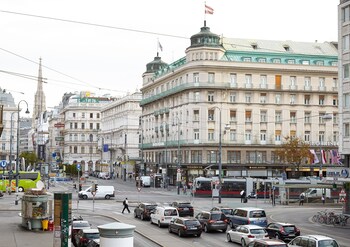 Living Hotel An Der Oper By Derag Deals Reviews Vienna - 