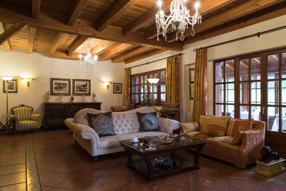 Hôtel Spa Etxegana The Originals Relais Relais Du Silence In Zeanuri Hotel Rates Reviews On Orbitz