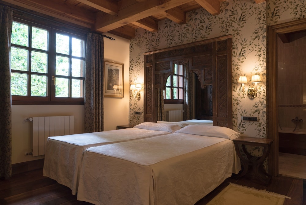 Hôtel Spa Etxegana The Originals Relais Relais Du Silence In Zeanuri Hotel Rates Reviews On Orbitz