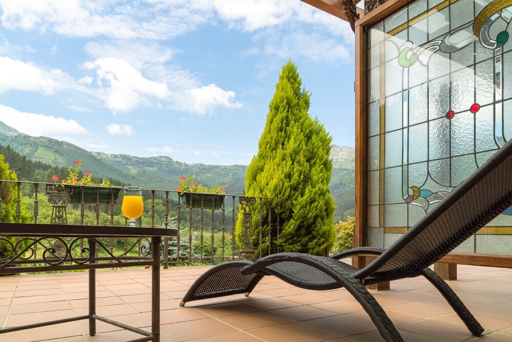 Hôtel Spa Etxegana The Originals Relais Relais Du Silence In Zeanuri Hotel Rates Reviews On Orbitz