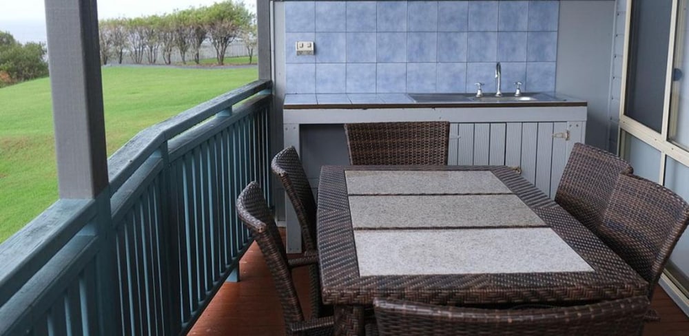 Terrace/patio, NRMA Merimbula Beach Holiday Resort