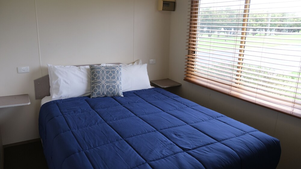 Room, NRMA Merimbula Beach Holiday Resort