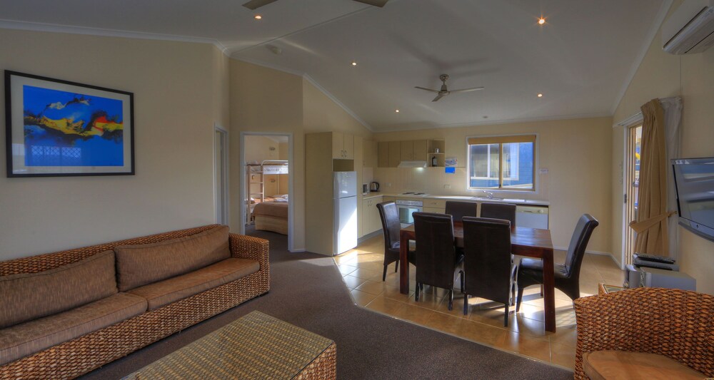 Living area, NRMA Merimbula Beach Holiday Resort