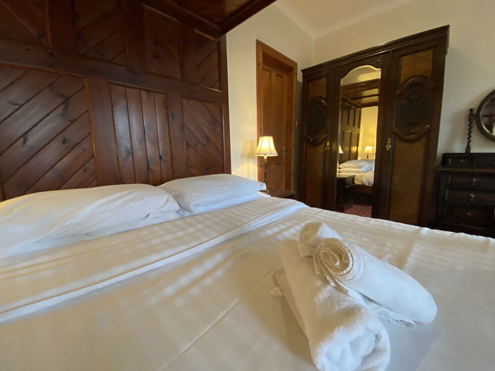 Room, Columba House Hotel & Garden Restaurant