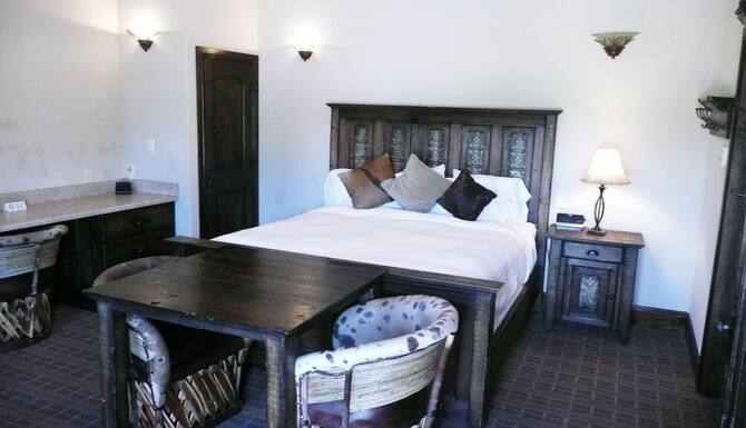 Rustic Creek Ranch Resort In Fort Worth Tx Expedia