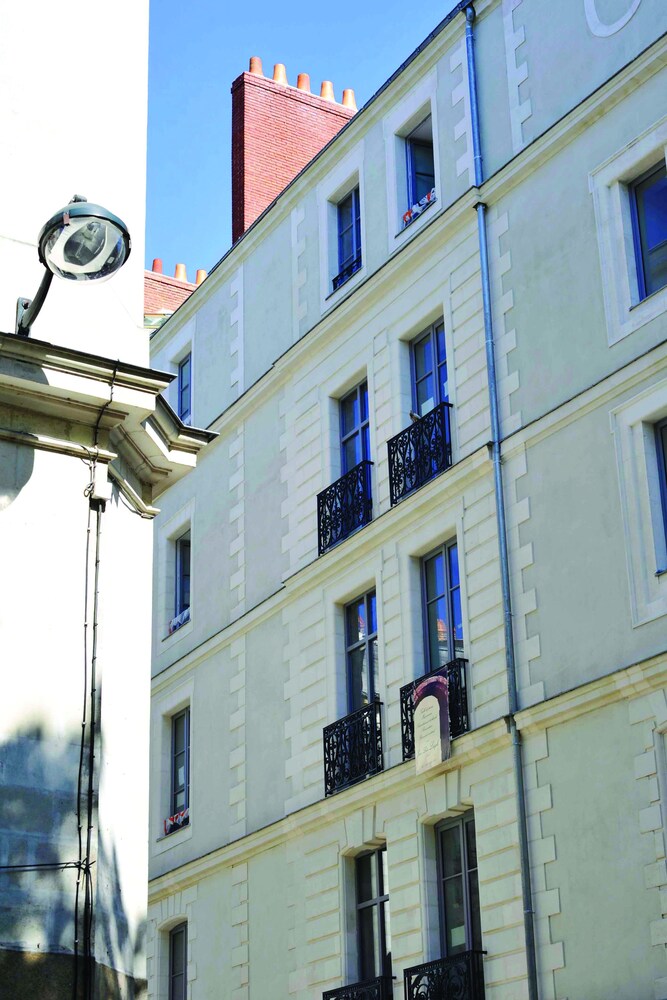 Hotel Rue Des Petites Ecuries Nantes Hotel Rue Des Petites Ecuries Nantes