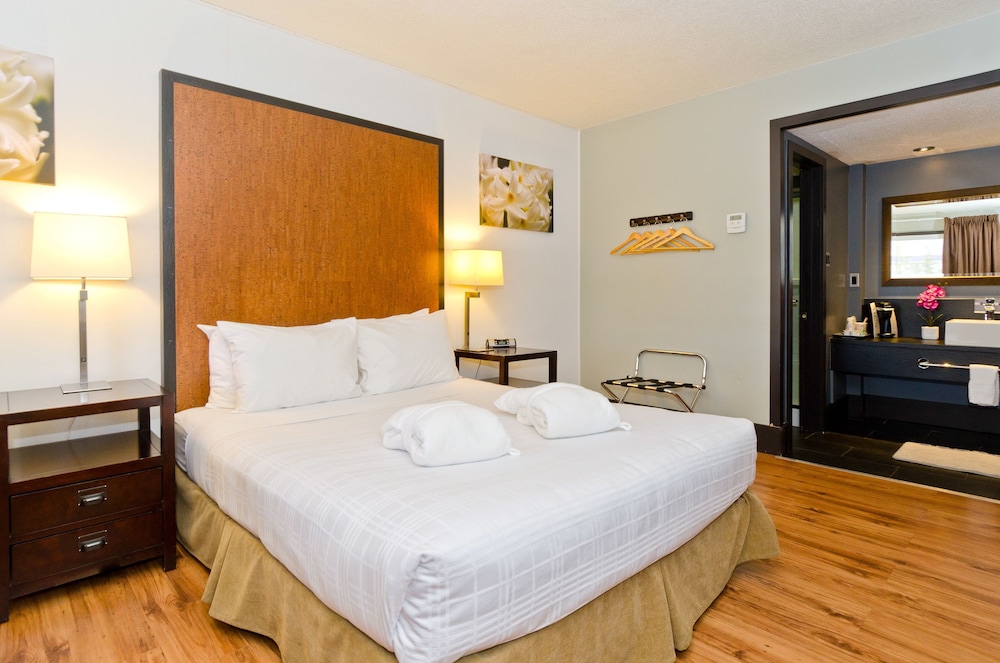 Centro Motel, Calgary: C$62 Room Prices & Reviews | Travelocity
