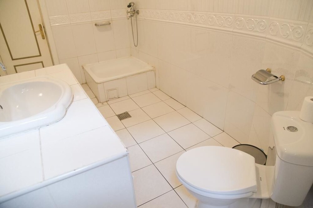 Foto - Hotel Carpati Imparatul Romanilor