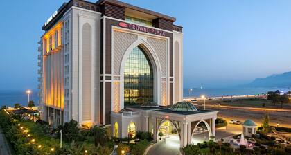 Crowne Plaza Hotel Antalya, an IHG Hotel