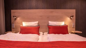 Pillowtop beds, individually decorated, individually furnished, desk