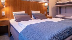 Pillowtop beds, individually decorated, individually furnished, desk