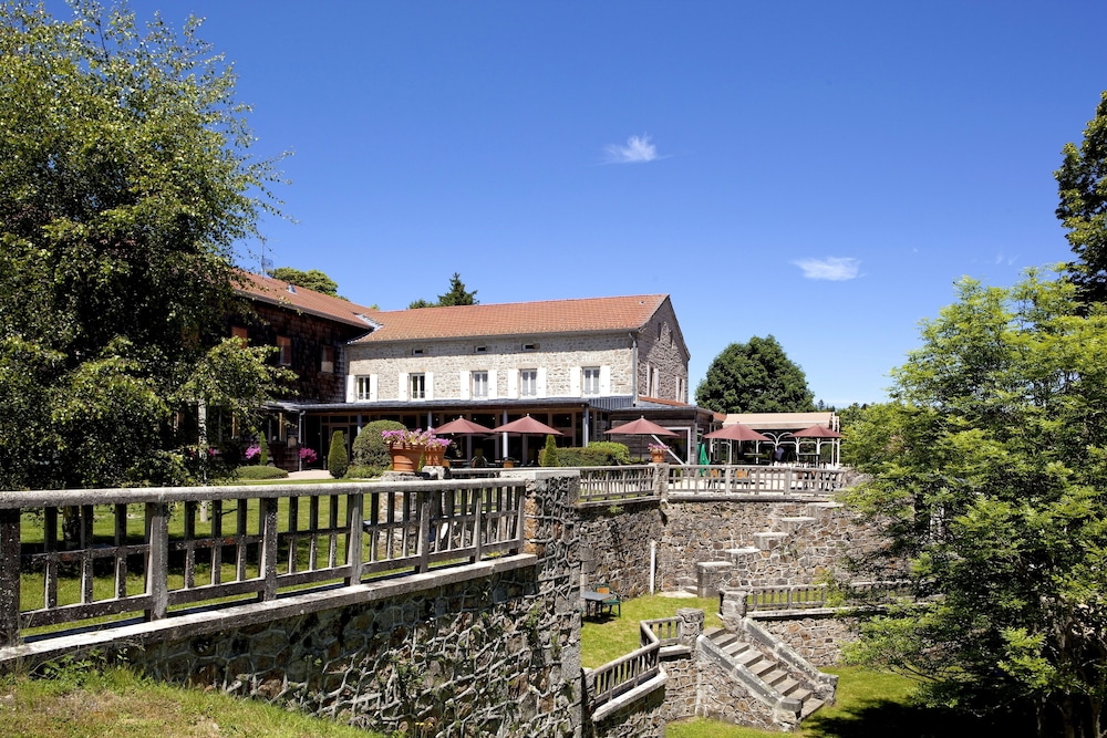 Hotel A St Bonnet Le Froid Hotel A St Bonnet Le Froid