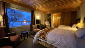 Blackout drapes, free WiFi, linens