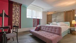 Coffre-forts dans les chambres, décoration personnalisée, bureau