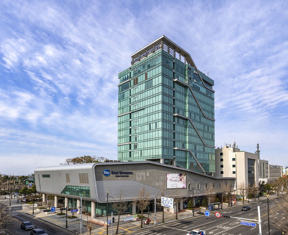 Best Western Harbor City