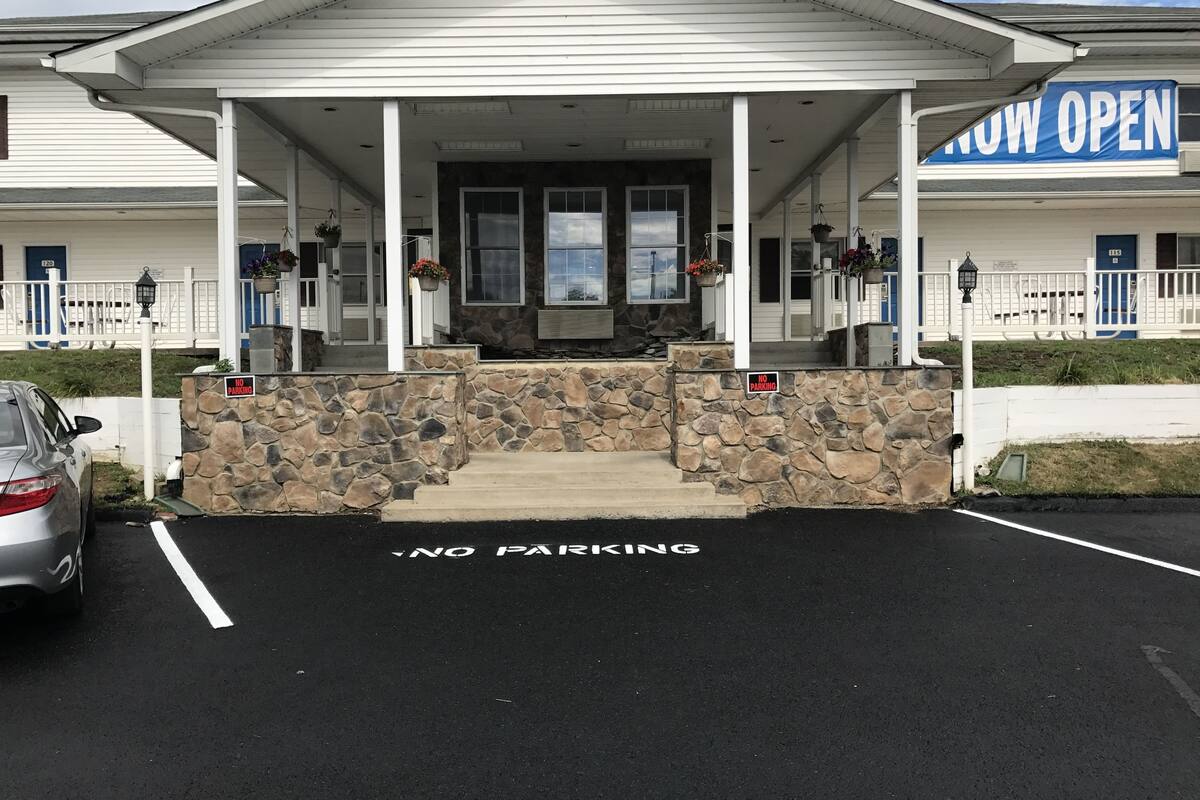 Motel 6 Front Royal Va In Winchester Va Expedia