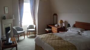 Egyptian cotton sheets, premium bedding, pillow top beds, in-room safe