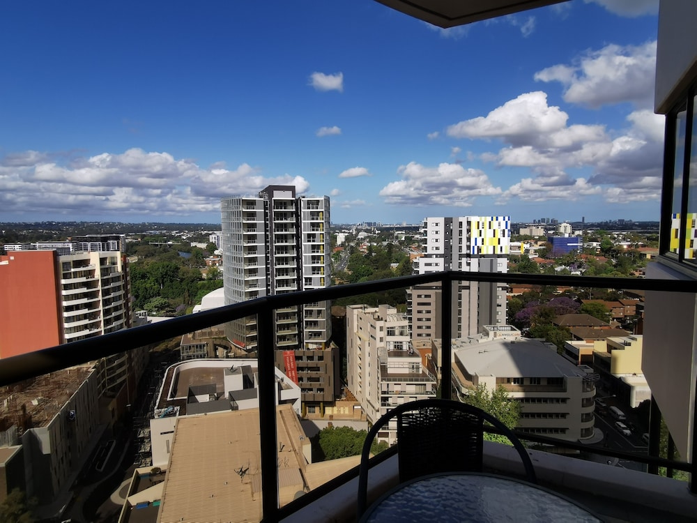 Fiori Apartments In Sydney Hotel Rates Reviews On Orbitz