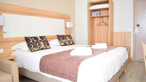 In-room safe, desk, blackout curtains, soundproofing