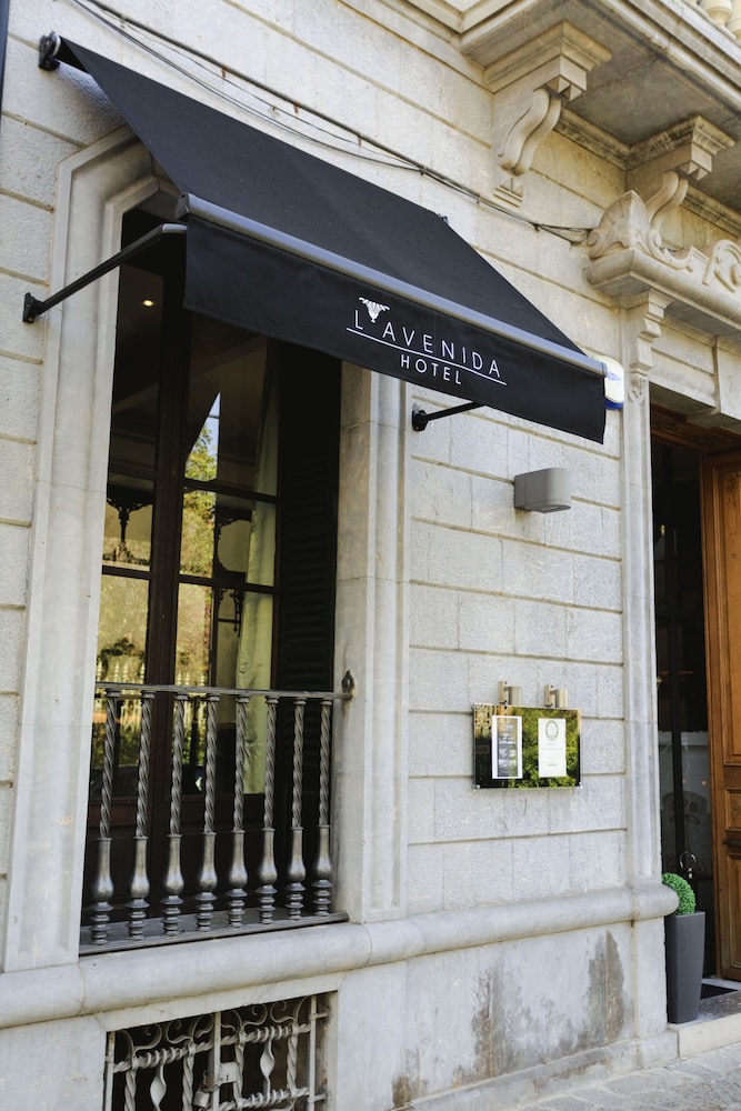 Front of property, L'Avenida Hotel