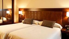 Literie de qualité supérieure, minibar, coffre-forts dans les chambres
