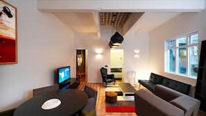 37-inch plasma TV with satellite channels