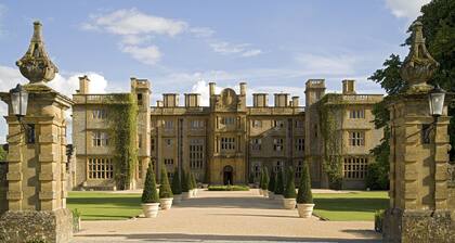 Eynsham Hall