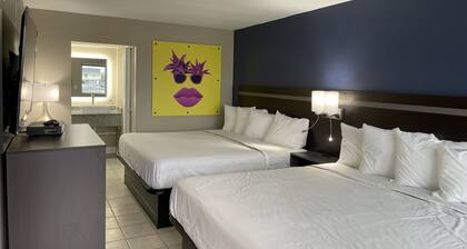 Seaside Sands Inn