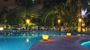 Piscina all'aperto
