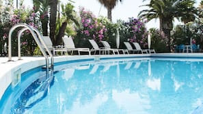 Piscina all'aperto