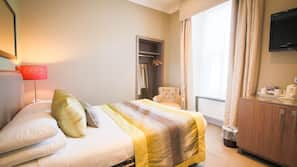 In-room safe, iron/ironing board, rollaway beds, bed sheets