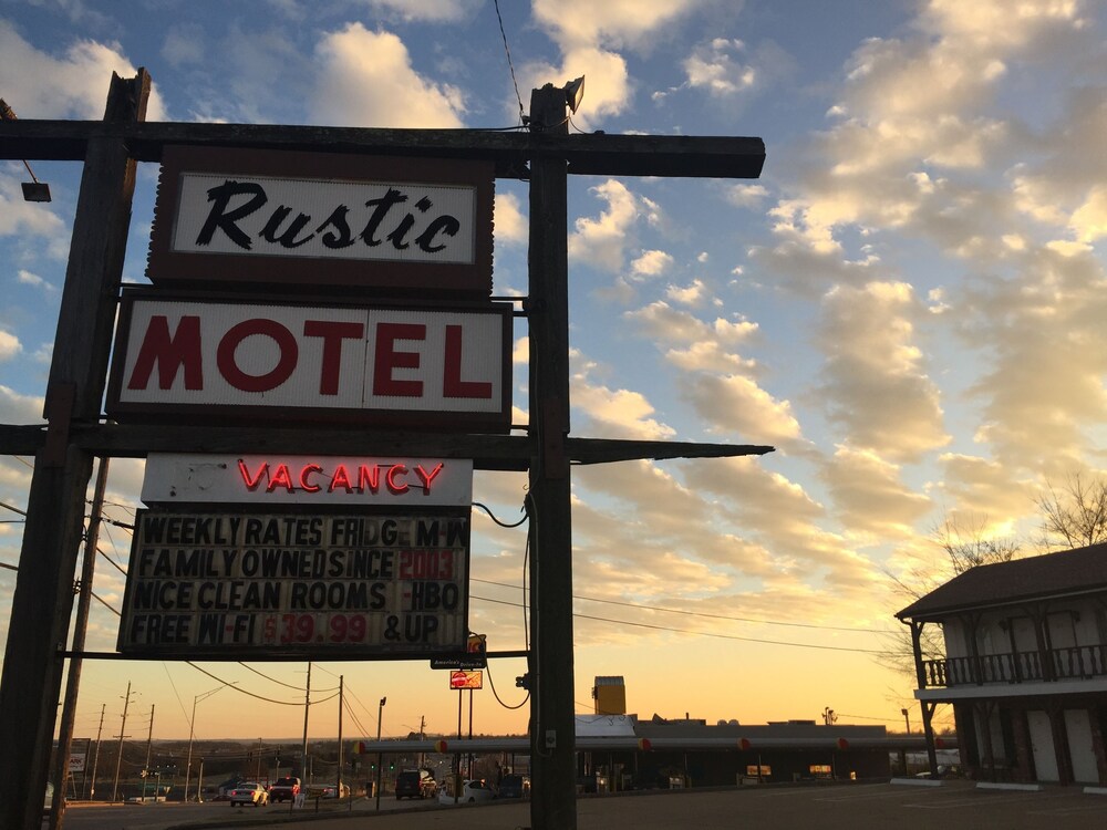 Rustic Motel Rolla 2019 Room Prices 60, Deals & Reviews Expedia